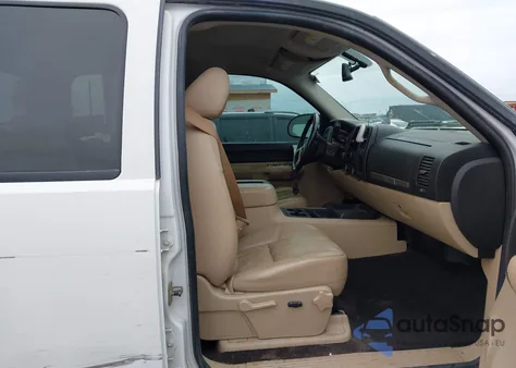 2009 Chevrolet Silverado 2500Hd Lt z USA, uszkodzony, nr VIN 1GCHK536X9F142652